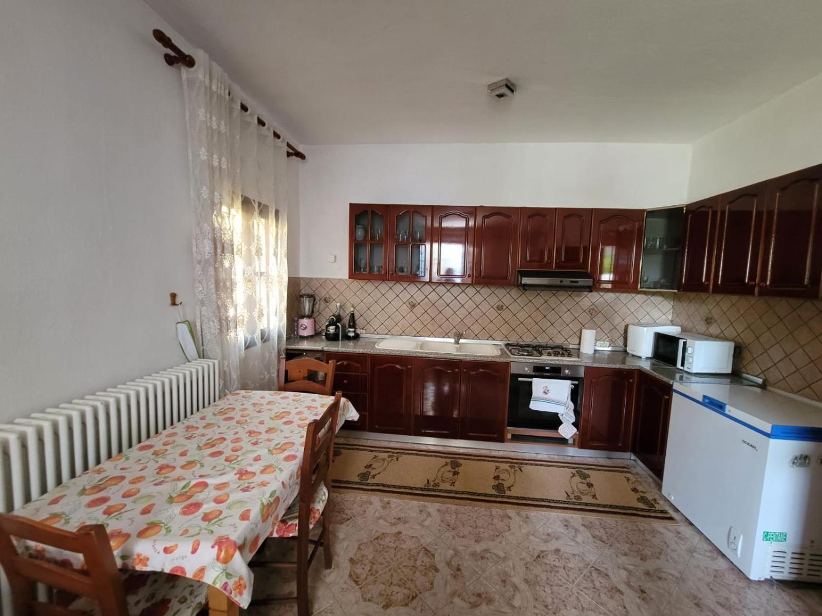 Private Room On A Shared Apartament Near Durres Beach エクステリア 写真